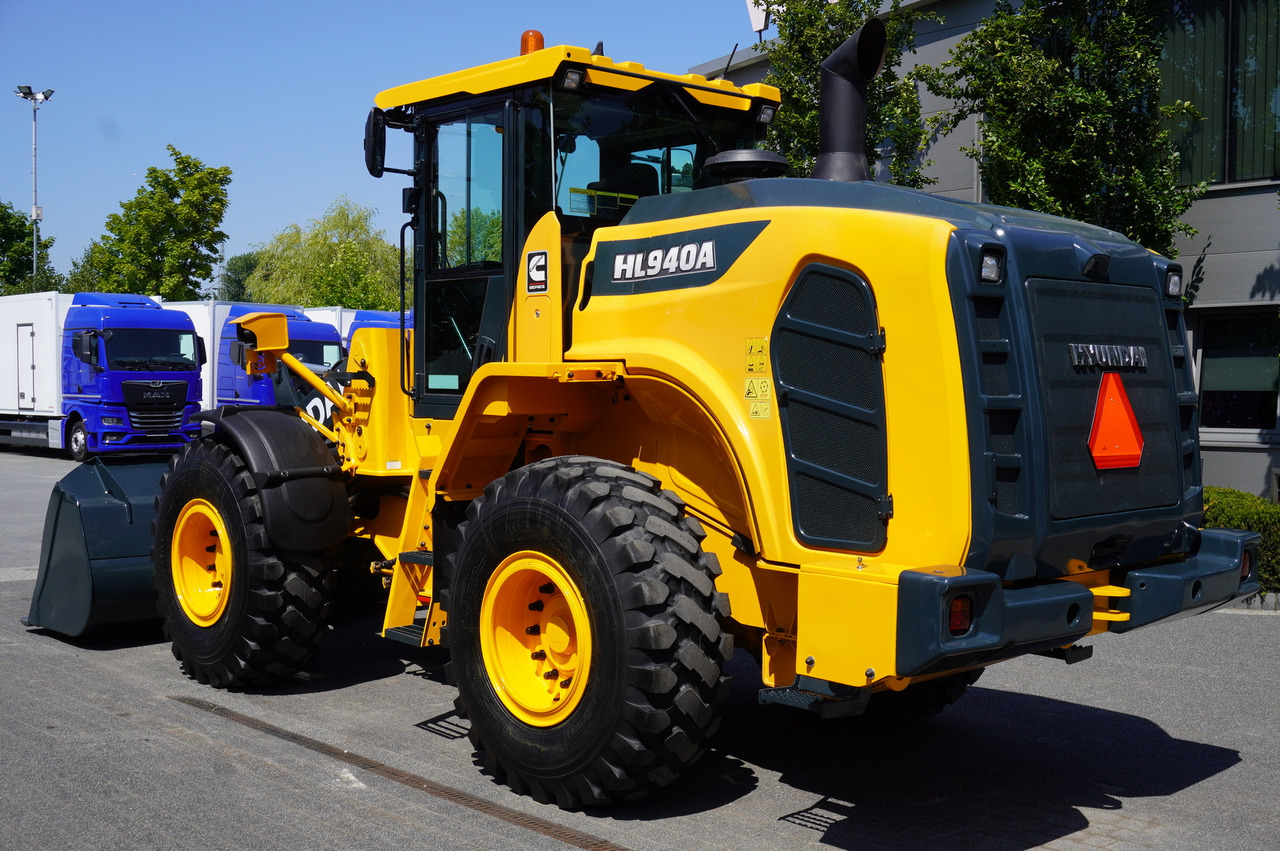 Wheel loader HYUNDAI HL940A articulated loader / year 2021 / weight 13.5t year of production 2021: picture 9