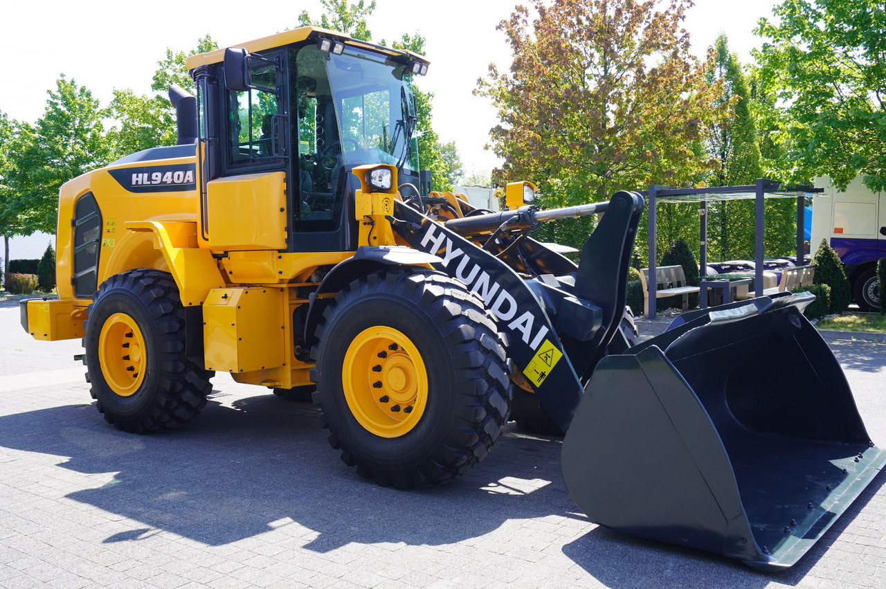 Wheel loader HYUNDAI HL940A articulated loader / year 2021 / weight 13.5t year of production 2021: picture 6