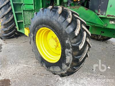 Forage harvester JOHN DEERE 7400 4WD: picture 23