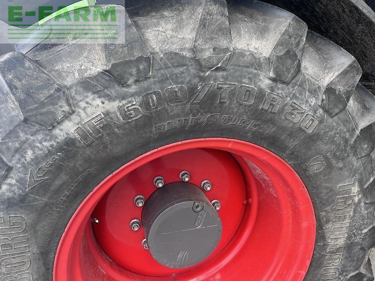 Farm tractor Fendt 828: picture 8