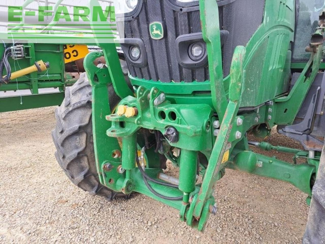 Farm tractor John Deere 6110m: picture 6