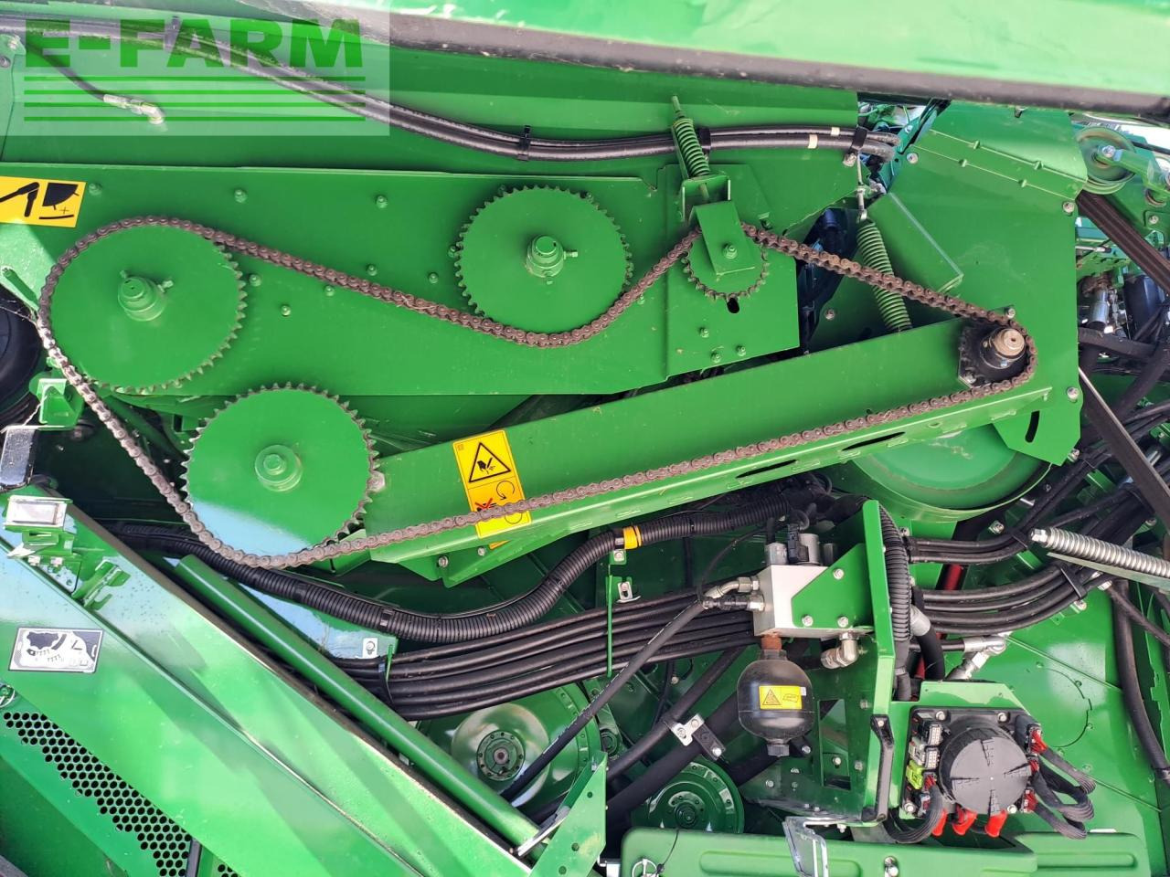 Combine harvester John Deere W650: picture 19