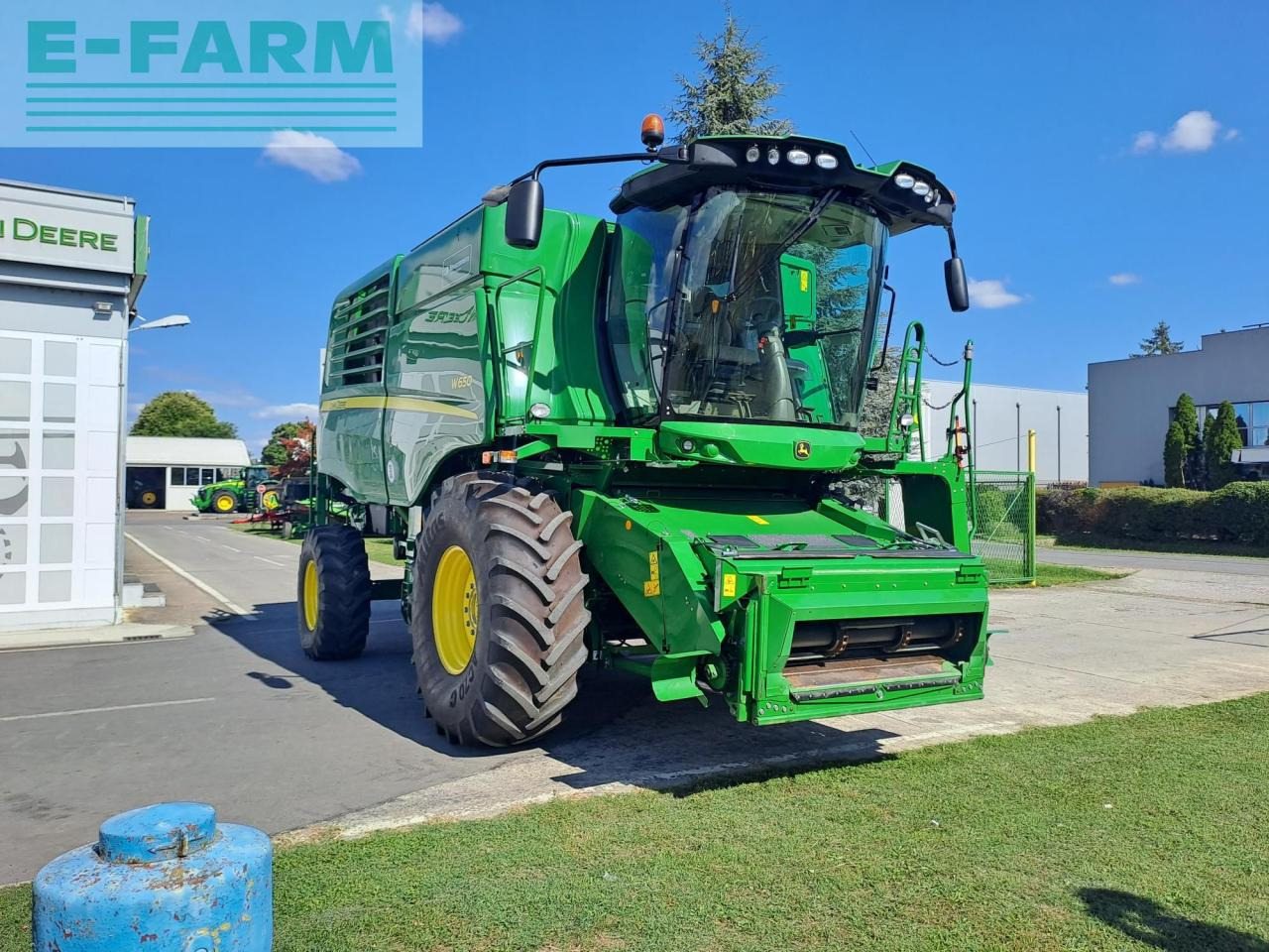 Combine harvester John Deere W650: picture 6