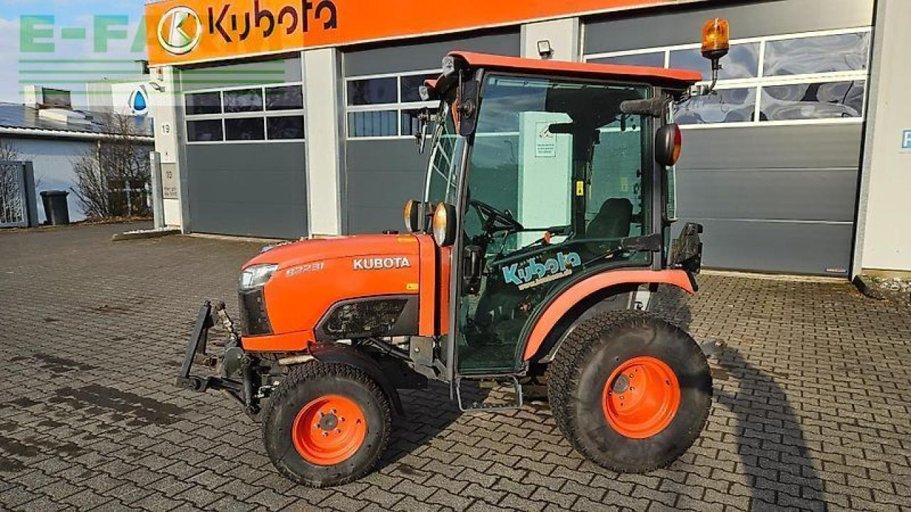 Farm tractor Kubota b2231: picture 19