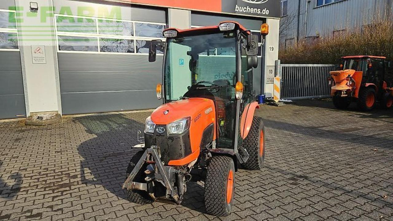 Farm tractor Kubota b2231: picture 11