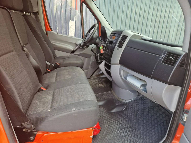 Box van Mercedes-Benz Sprinter 210 EURO 5: picture 12