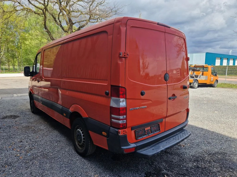 Box van Mercedes-Benz Sprinter 210 EURO 5: picture 8