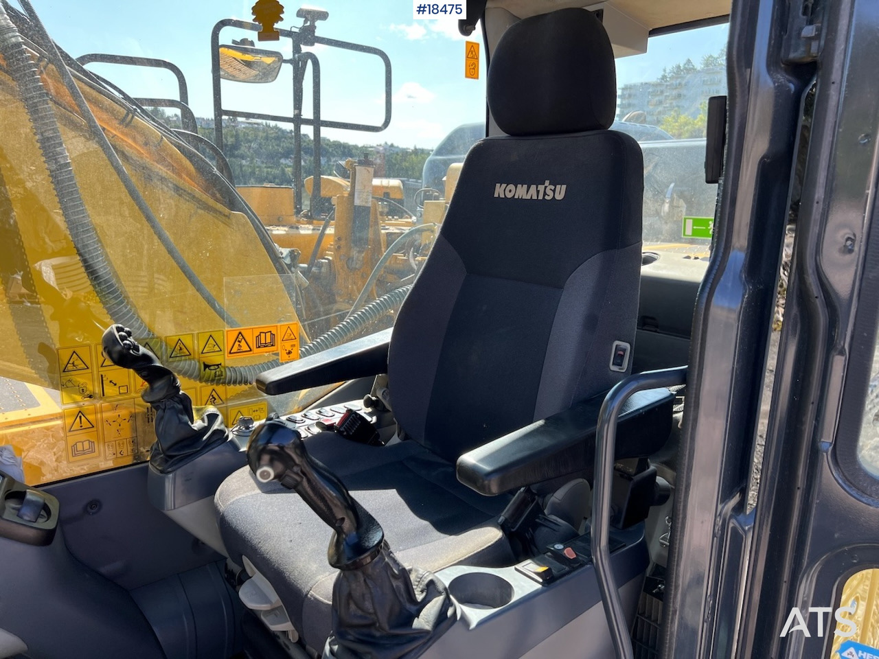 Excavator Komatsu PC290LC-11: picture 23