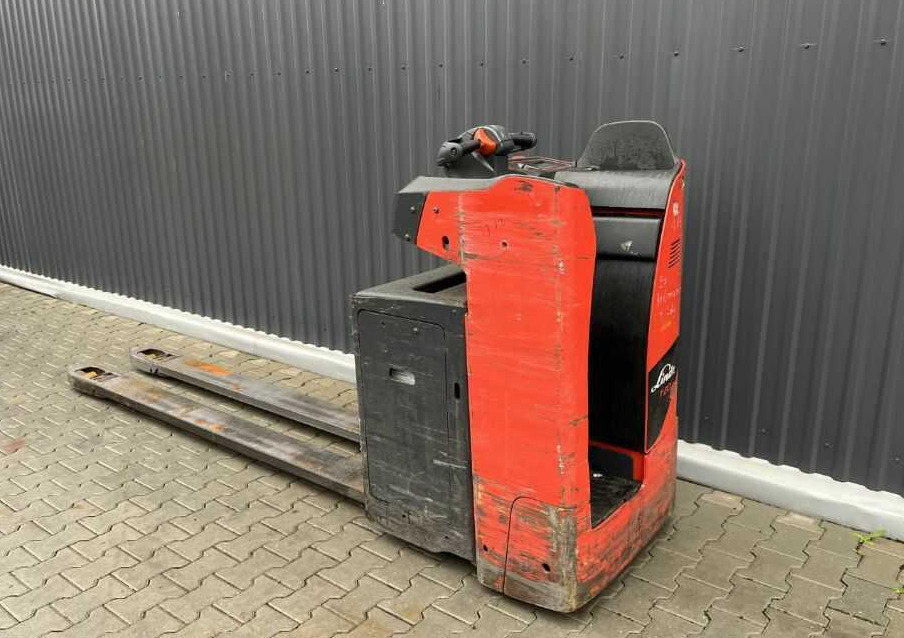 Pallet truck Linde T20SF: picture 6