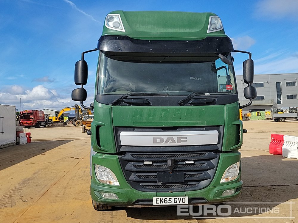 Dropside/ Flatbed truck for transportation of heavy machinery 2016 DAF CF 440: picture 8