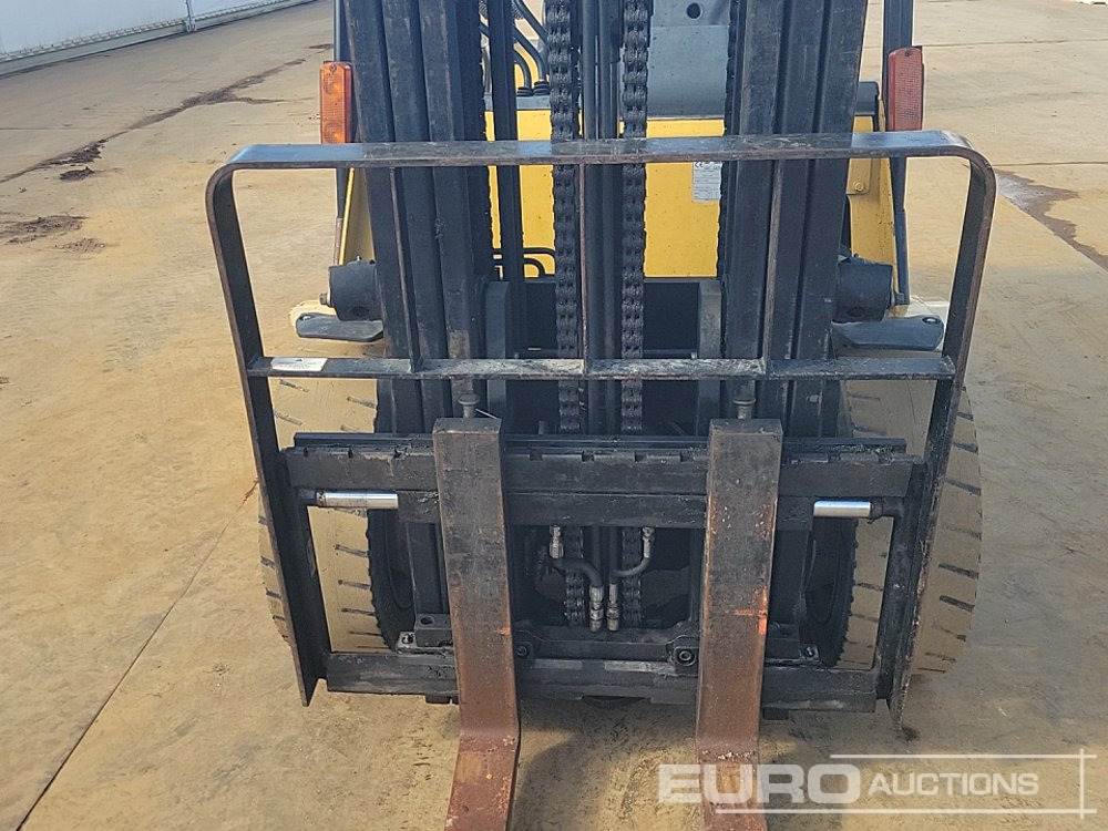 Forklift CAT DP30K: picture 19