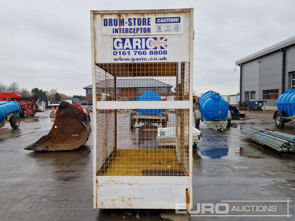 Construction equipment Fuel Safe COSSH Storage Cage: picture 8