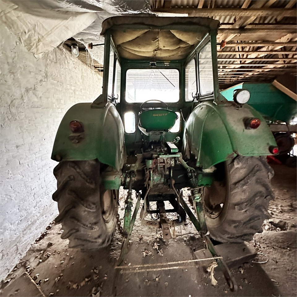 Farm tractor Deutz D 5505: picture 6