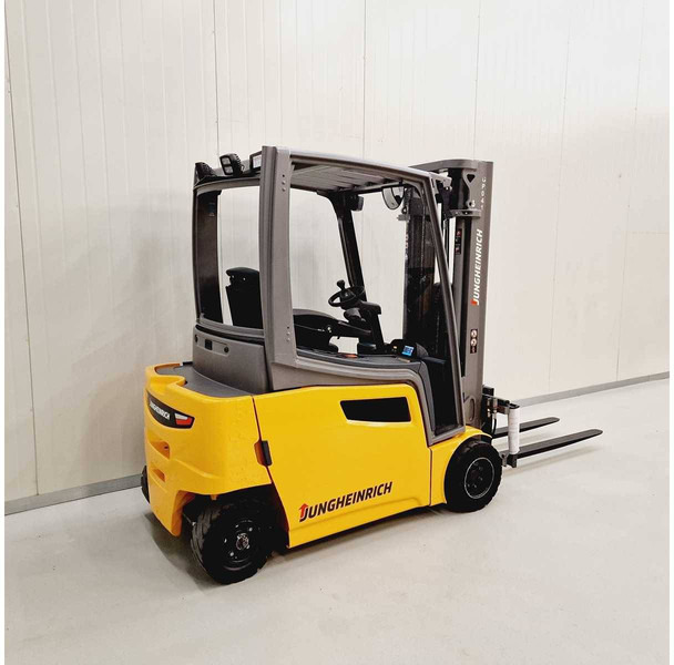 Electric forklift Jungheinrich EFG 320: picture 16