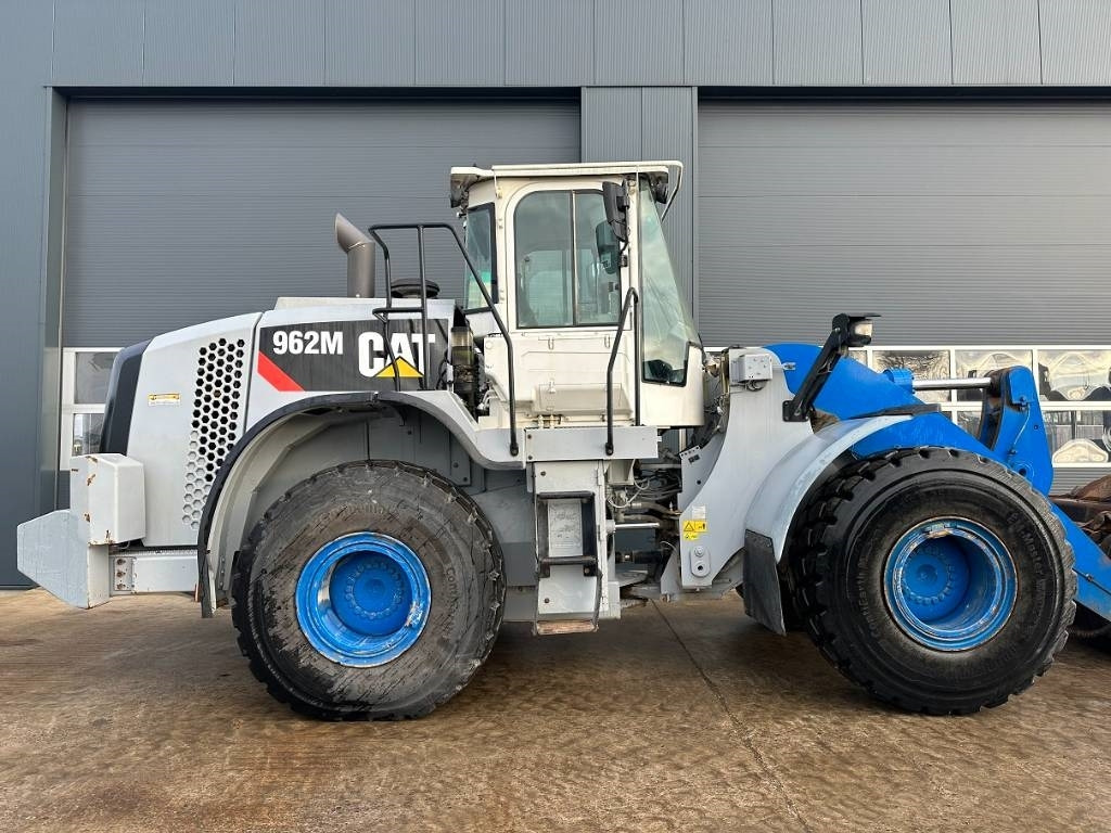 Wheel loader CAT 962 M: picture 25